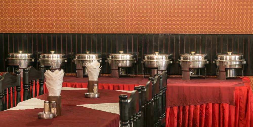 Dinning3.jpg